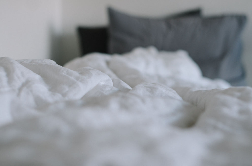 bed sheets duvet black and gray pillow