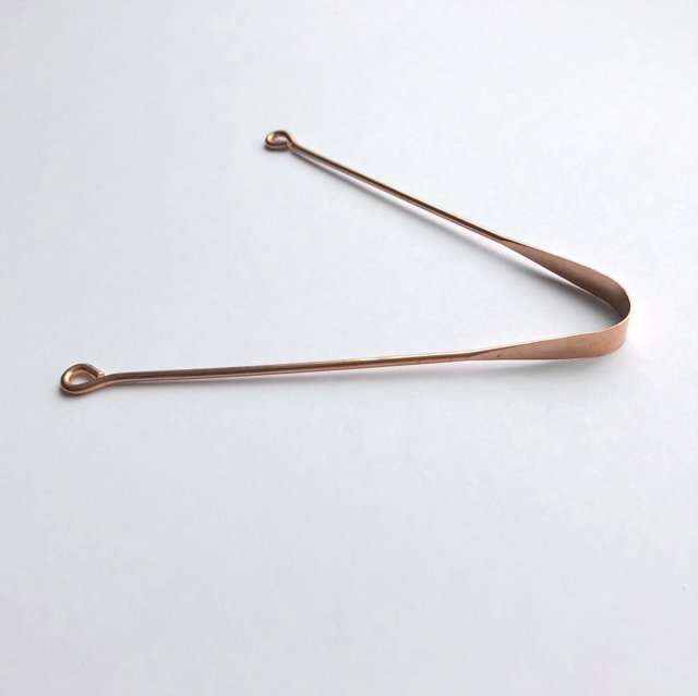 Copper tongue cleaner